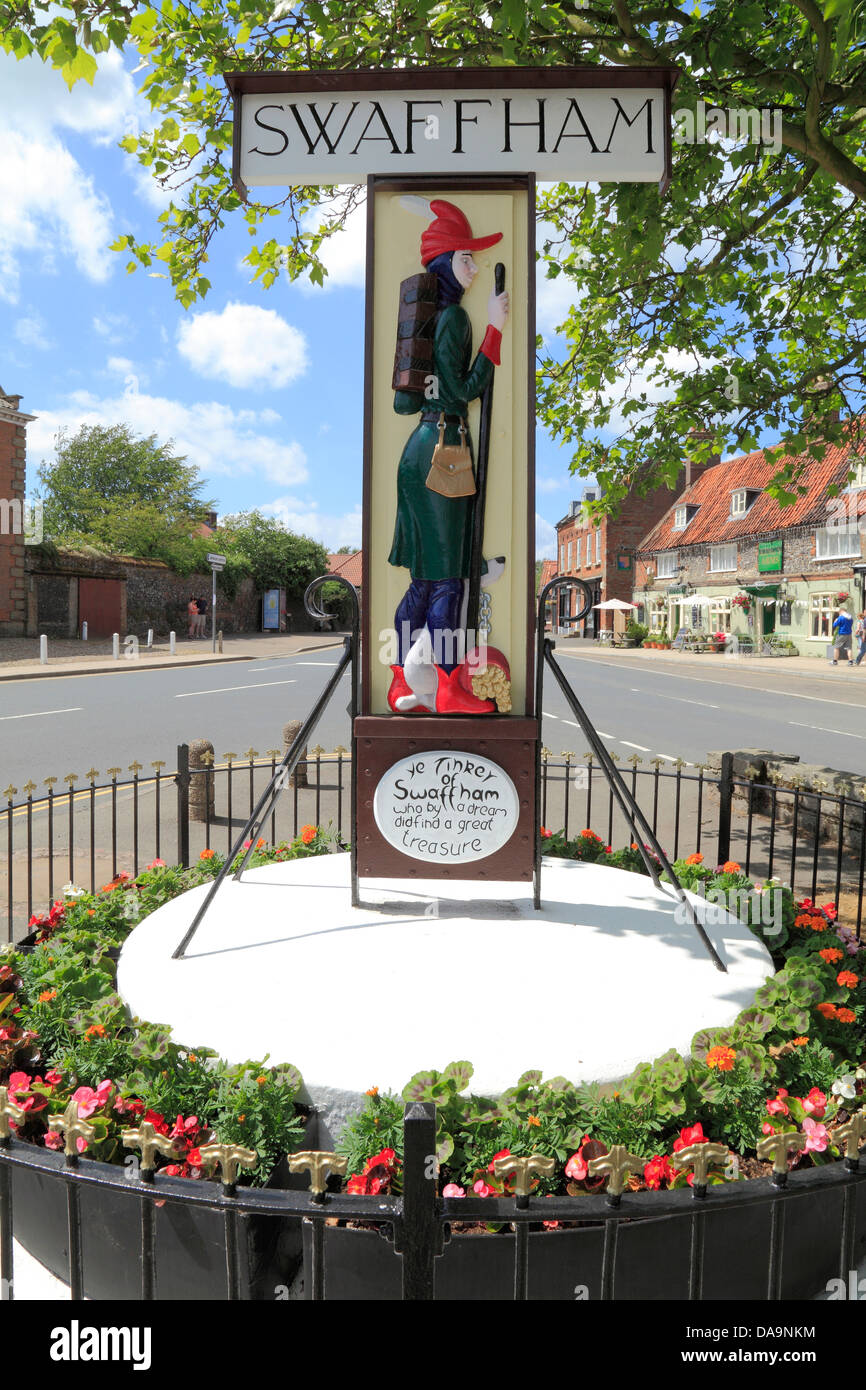 Swaffham Town Sign, Pedlar, Tinker and Pot of Gold, Norfolk England UK signs Stock Photo