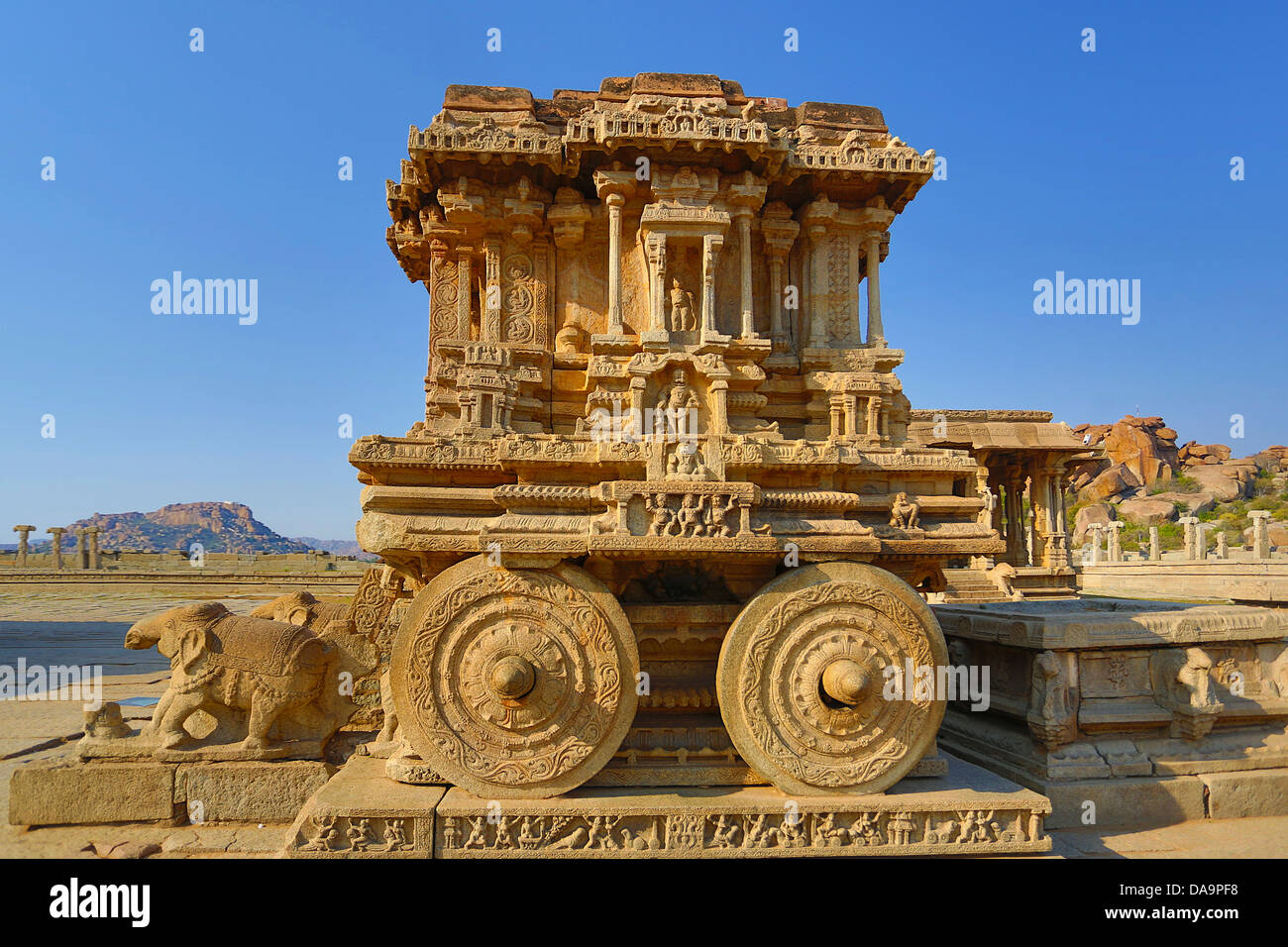 India, South India, Asia, Karnataka, Hampi, ruins, Vijayanagar, 15th century, World Heritage, Vittala, Temple, architecture, cha Stock Photo