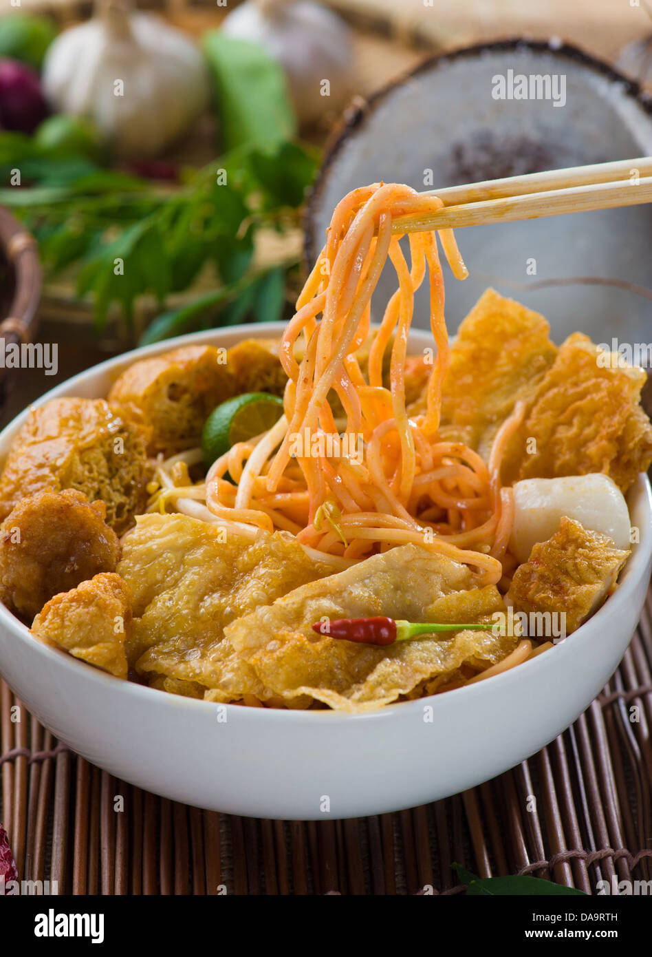 singapore curry noodle Stock Photo Alamy