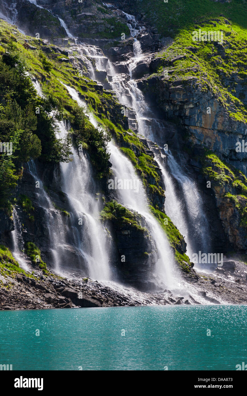 Lake oeschinen hi-res stock photography and images - Alamy