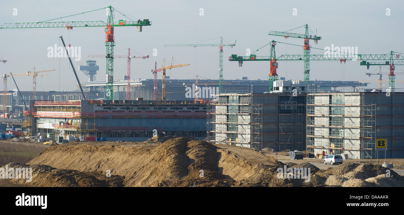 A picture taken on 17 January 2011 shows the construction site of the future Airport Berlin Brandenburg International in Schoenefeld, Germany. The same day, the board that discusses the aircraft noise problem, meets in Schoenefeld. In September, flight security had surprisingly suggested flight routes which differ a lot from the original plans. The final decision on the exact route Stock Photo