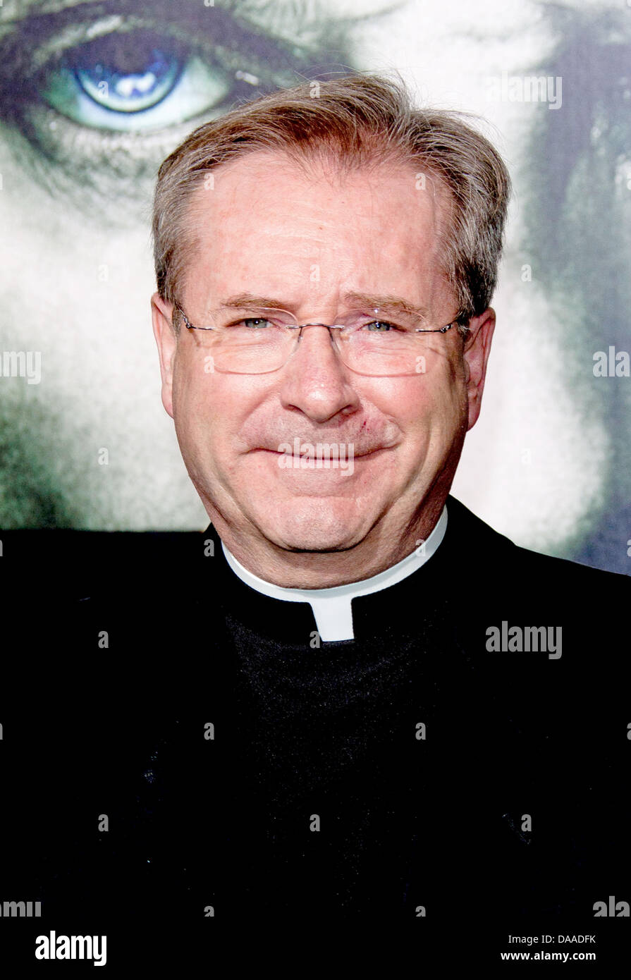 Father gary thomas hi-res stock photography and images - Alamy