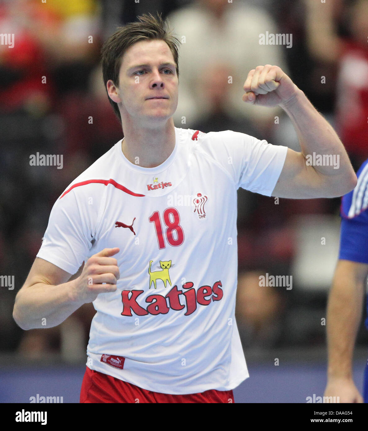 Hans Lindberg of Denmark plays during the final of the Men's Handball World  Championship between France and Denmark in Malmoe, Sweden, 30 January 2011.  Photo: Jens Wolf Stock Photo - Alamy