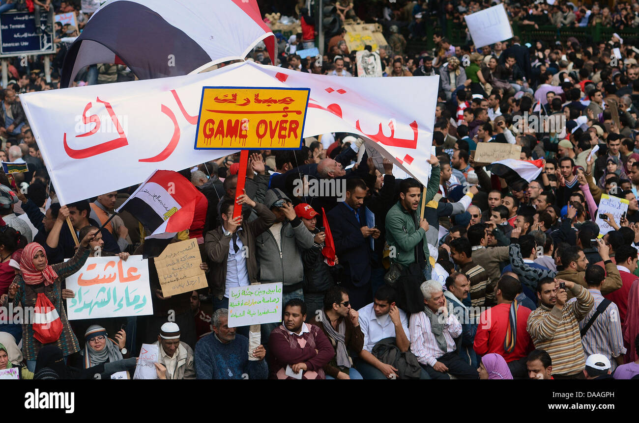 Protestors have gathered on Tahrir Square in Cairo, Egypt, 01 February 2011. On the eighth day of protests against Egpytian President Hosny Mubarak, anti-government protesters are expected to arrange a 'million-man march' in Egypt to mark one week of continuous demonstrations. Photo: HANNIBAL Stock Photo