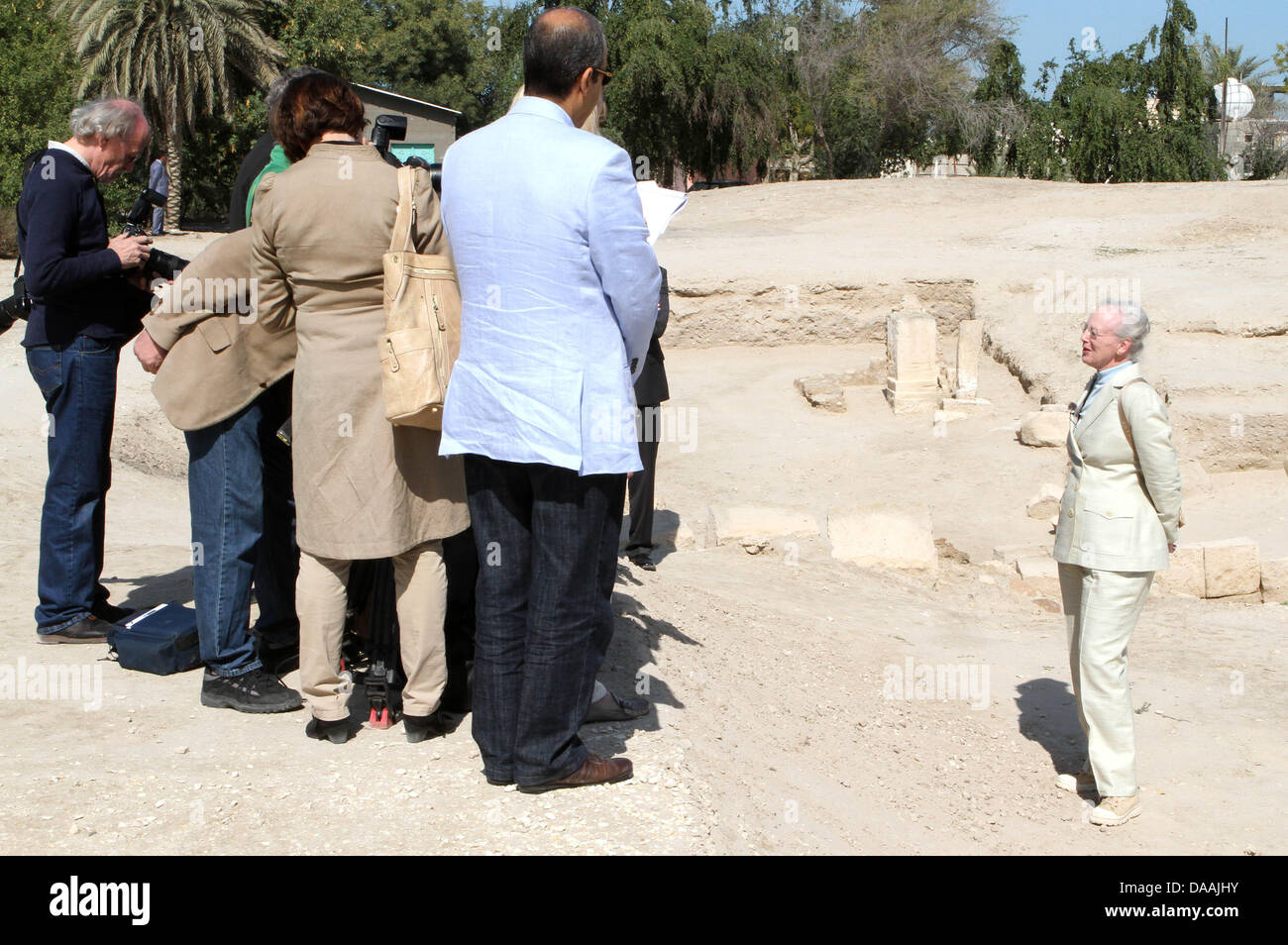 Queen Margrethe II of Denmark visits the site of the Museum and Qala'at Al-Bahrain (the ancient capital of Bahrain) and the Barbar Temple which was built 2,500 BC near Manama, Bahrain, 04 February 2011. The Danish Royal Couple is on state visit to the Kingdom of Bahrain from 03 to 05 February. Photo: Albert Nieboer Photo: RPE-Albert Nieboer (NETHERLANDS OUT) Stock Photo