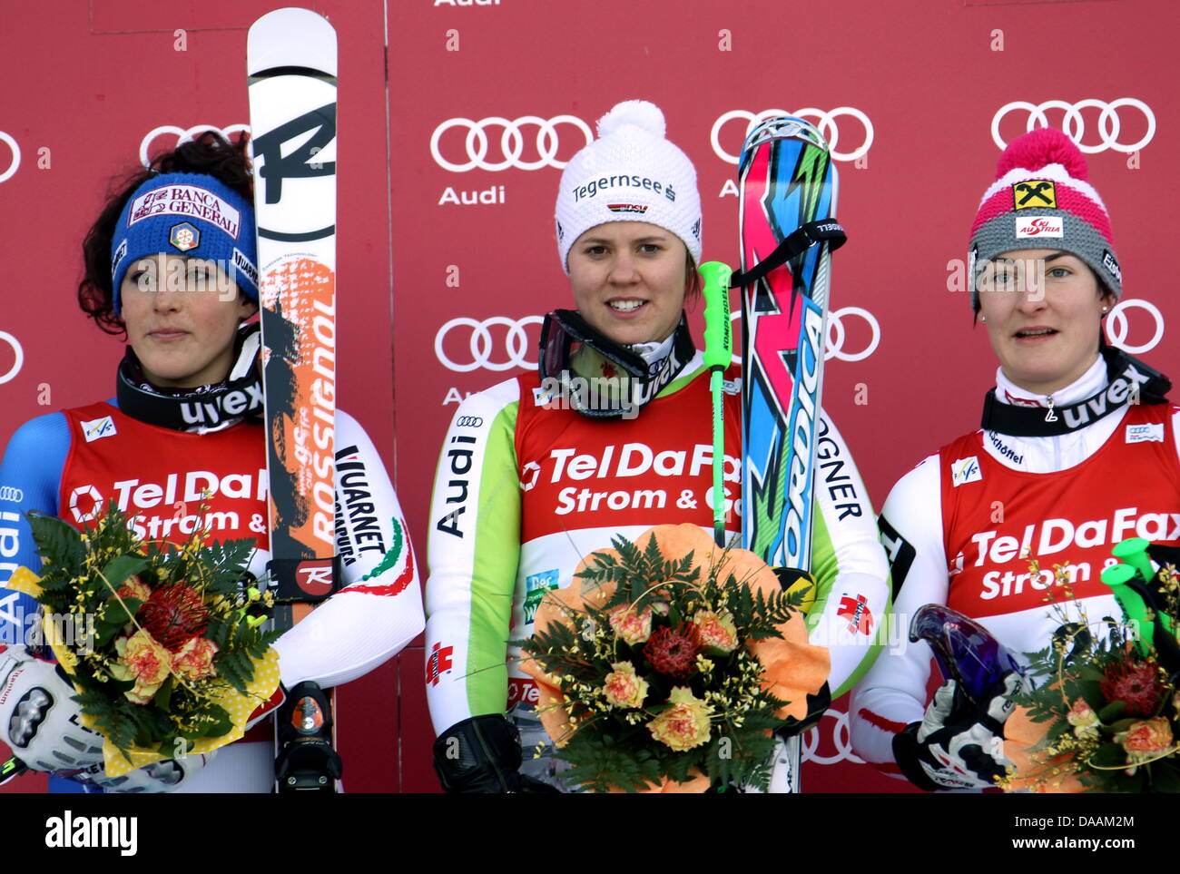 (L to R:) Federica Brignone (Italy, second place), Viktoria Rebensburg (Germany, winner) and Kathrin Zettel (Austria, third place) after the women's World Cup giant slalom in Zwiesel, Germany, 06 February 2011. Photo: STEPHAN JANSEN Stock Photo