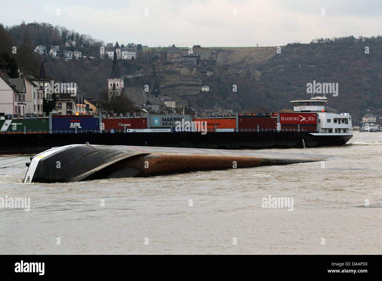 Capsized container ship hi-res stock photography and images - Alamy