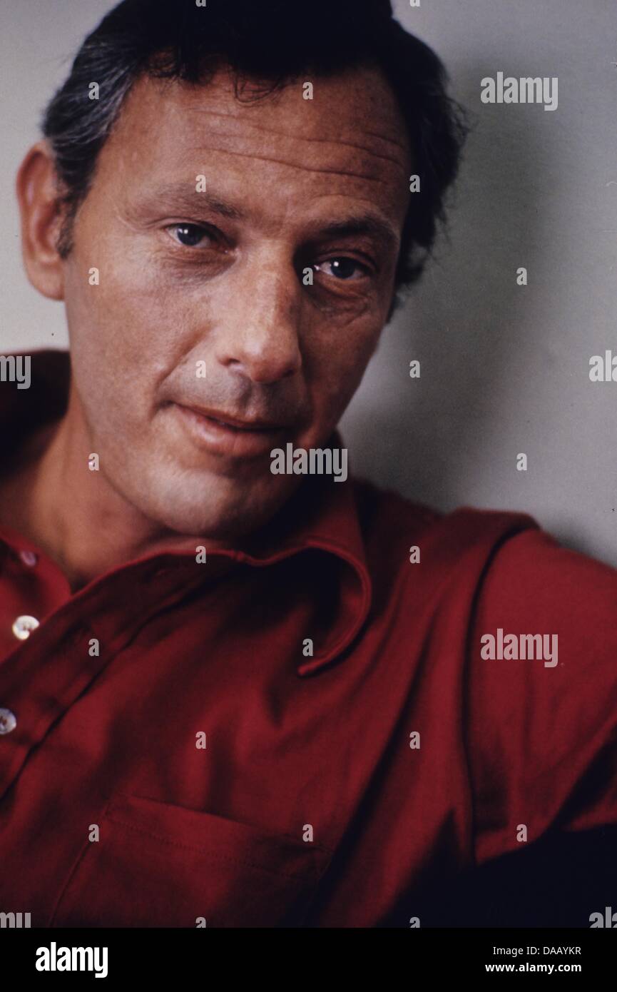 Clifford irving hi-res stock photography and images - Alamy