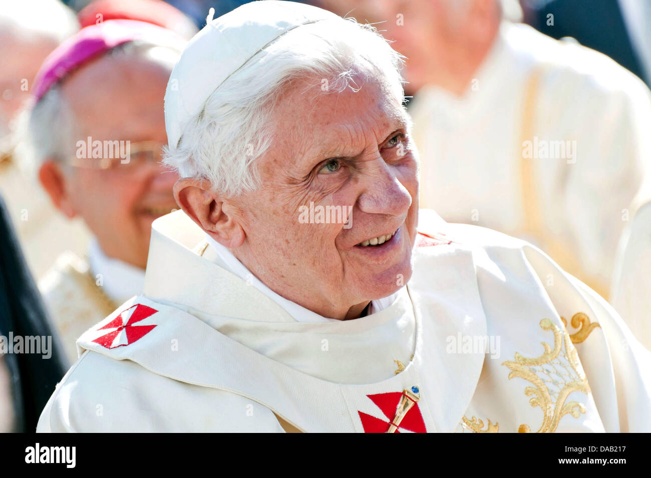 Pope Benedict XVI celebrates a mass in Erfurt, Germany, 24 September ...