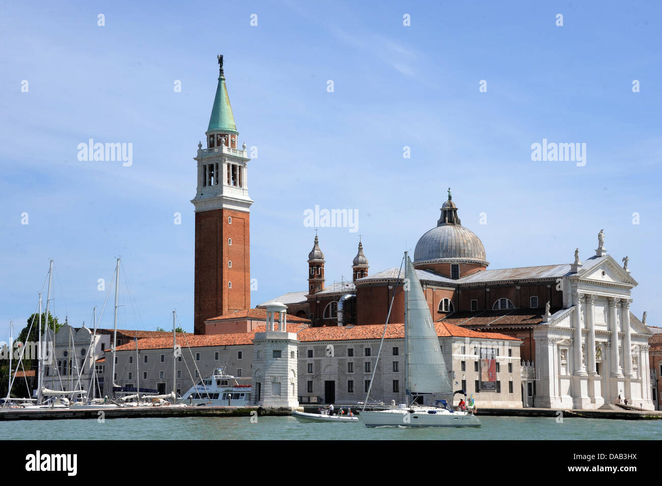 Page 2 29 Th High Resolution Stock Photography And Images Alamy