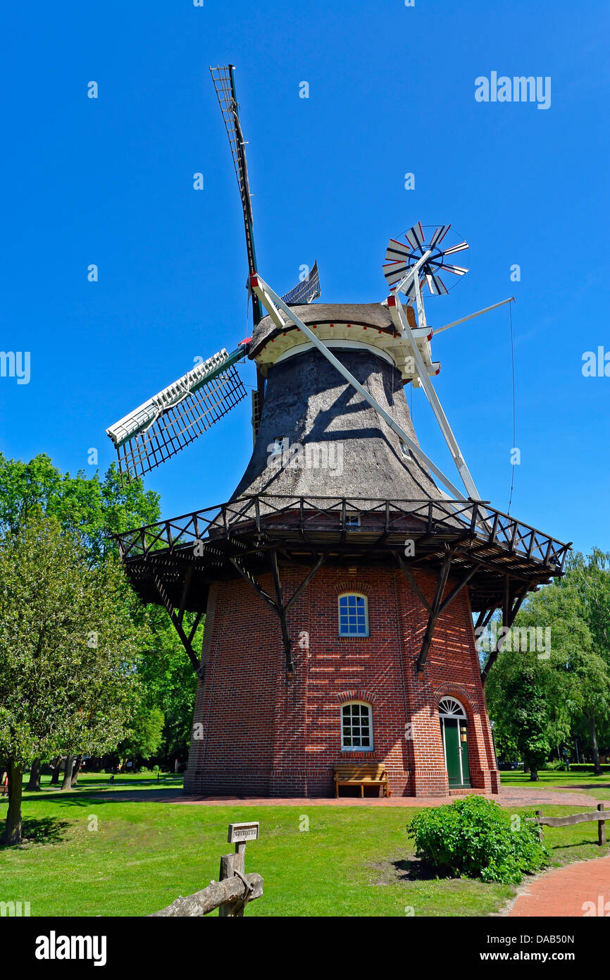 Europe, Germany, Lower Saxony, Bad Zwischenahn, Health resort park, Open-air museum, Windmill, 2-storey, gallery caps windmill, Stock Photo