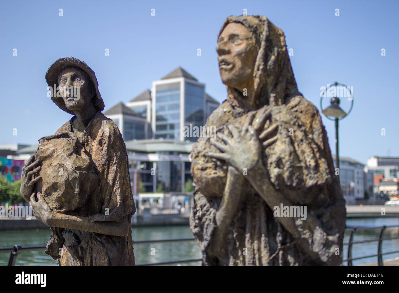 Great Famine sculpture. Dublin, Ireland Stock Photo Alamy
