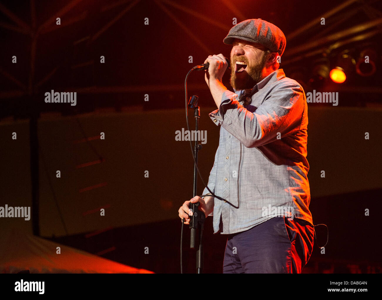 Alex Clare performs live Stock Photo - Alamy
