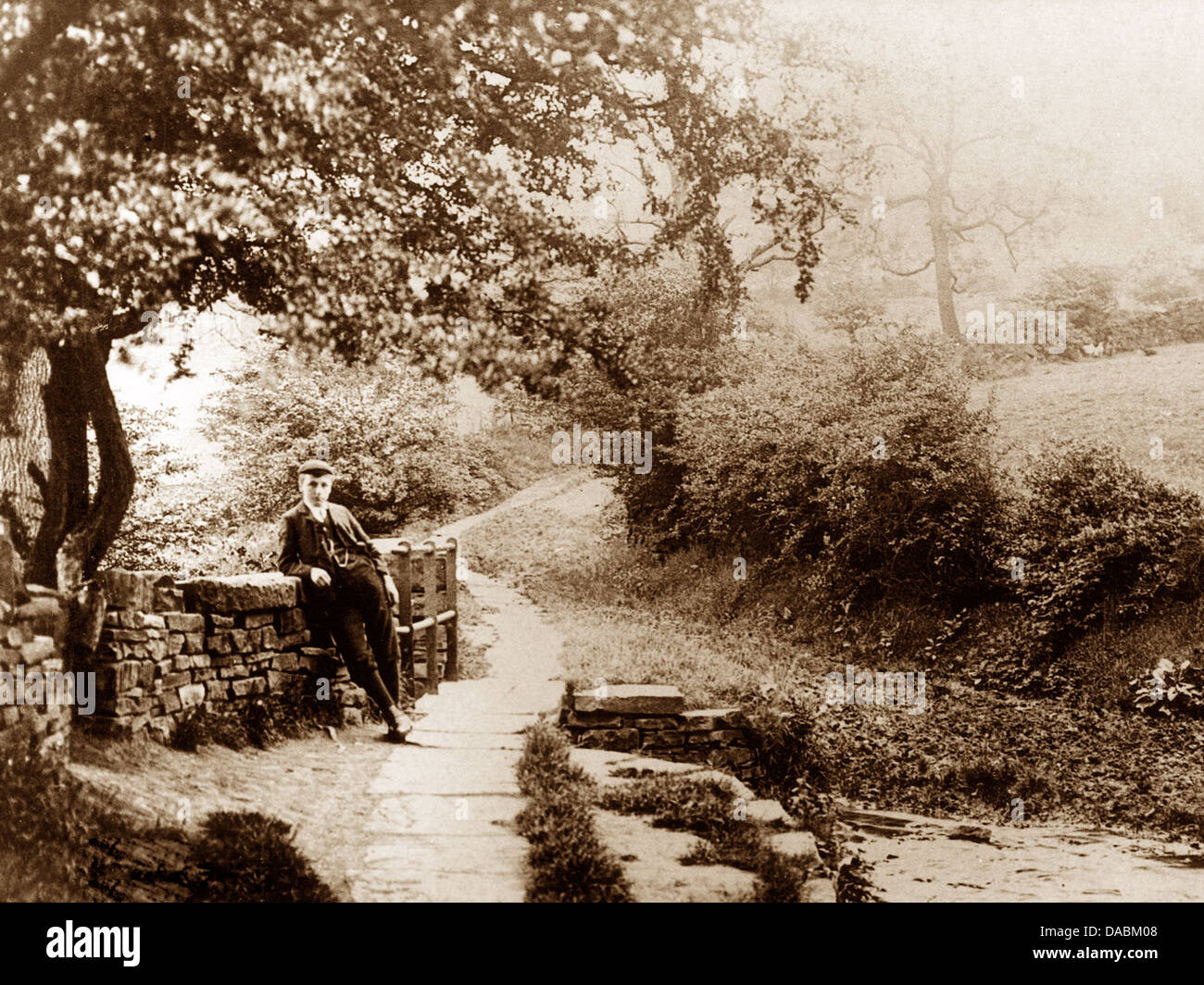 Lightcliffe Bottom Hall Bridge early 1900s Stock Photo