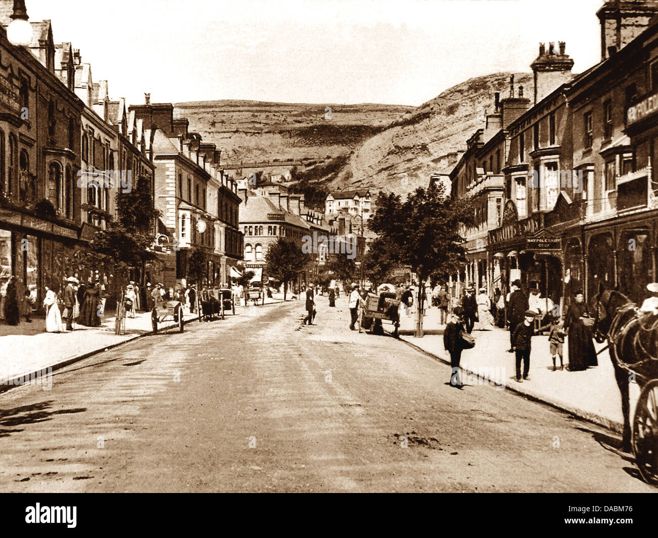 Llandudno mostyn street hi-res stock photography and images - Alamy