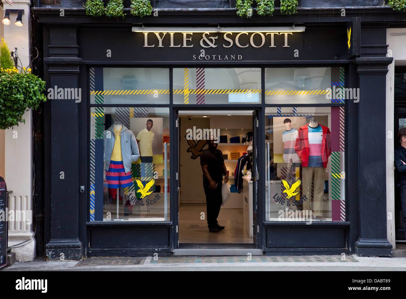 Lyle And Scott Store High Resolution Stock Photography and Images - Alamy