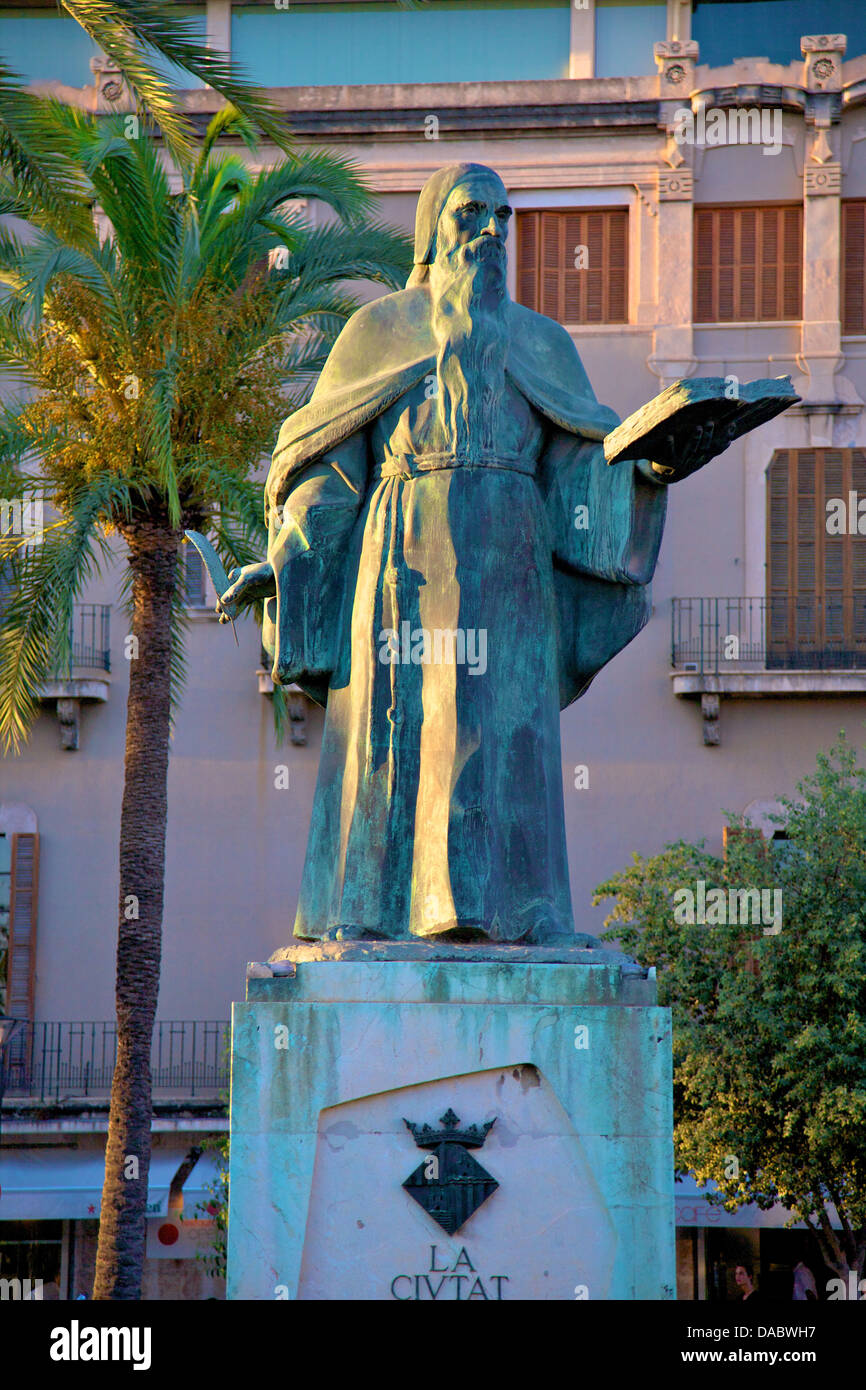 Ramon Llull Statue, Palma, Mallorca, Spain, Europe Stock Photo