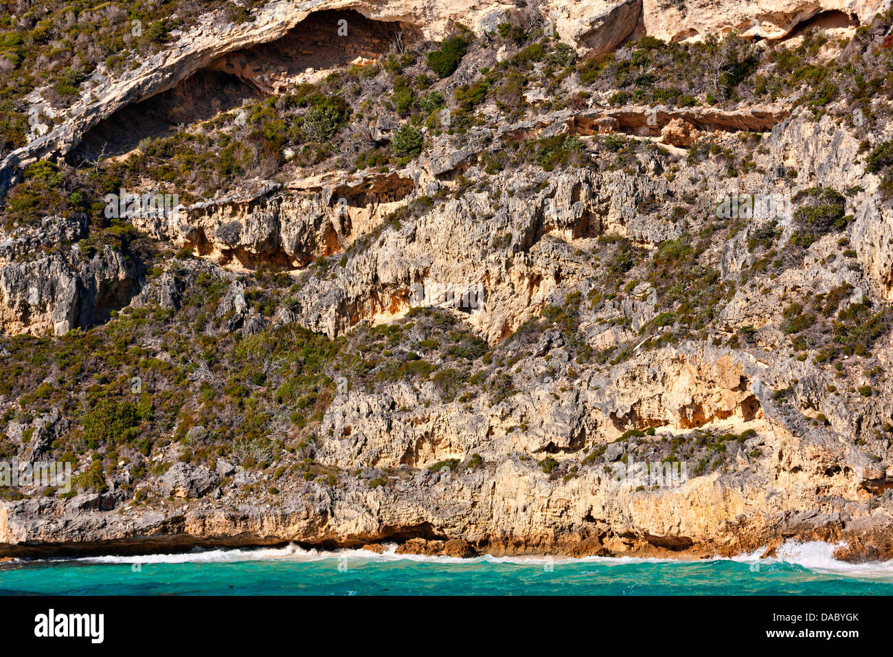 Close up rocky shoreline hi-res stock photography and images - Alamy