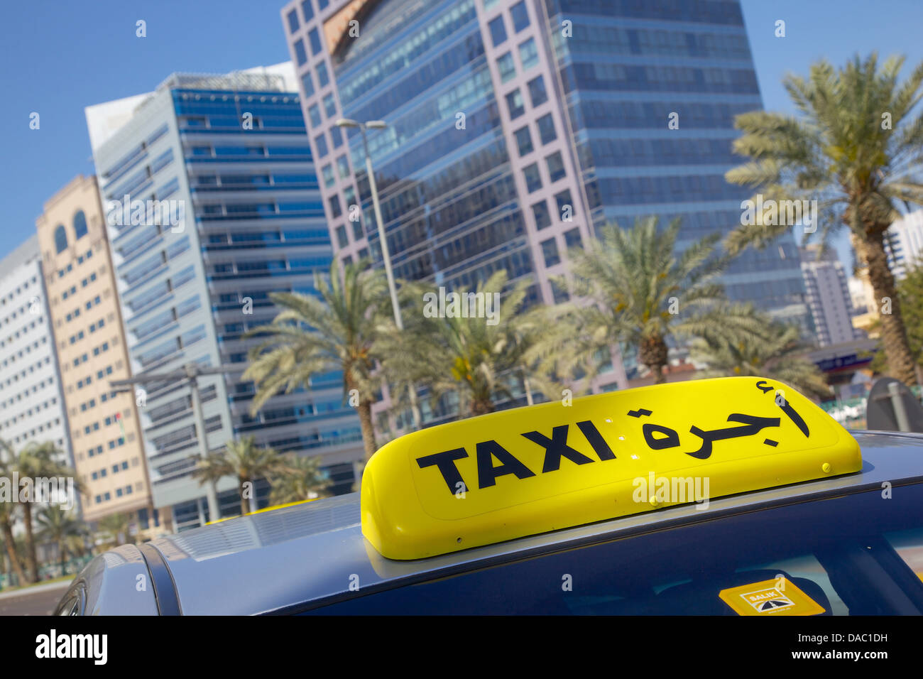 Madinat Zayed Shopping And Gold Centre And Taxi Abu Dhabi United Stock Photo Alamy