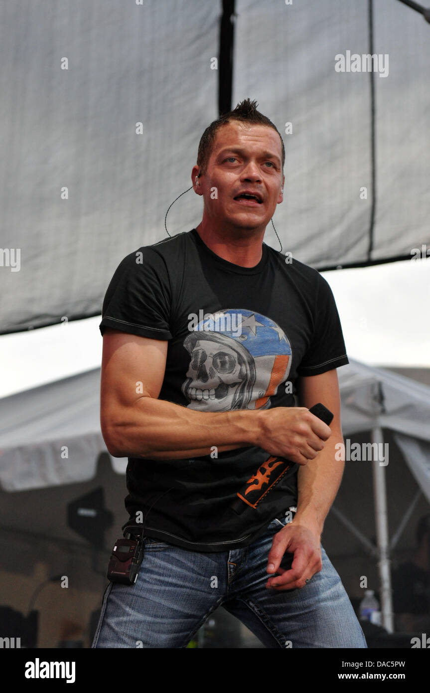 July 2 2013 Raleigh North Carolina Usa Singer Brad Arnold