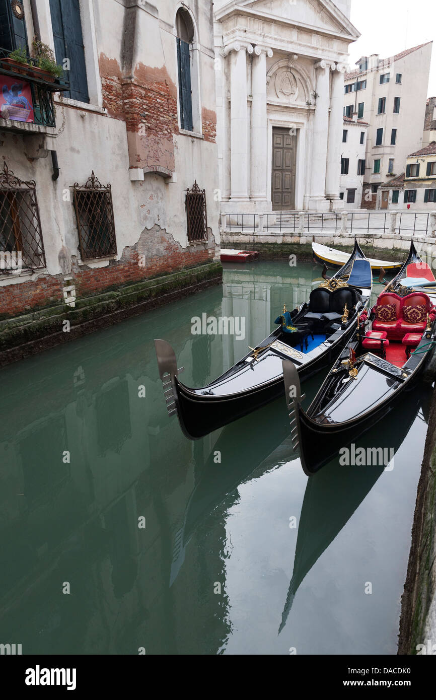 Gondolas reflection hi-res stock photography and images - Alamy