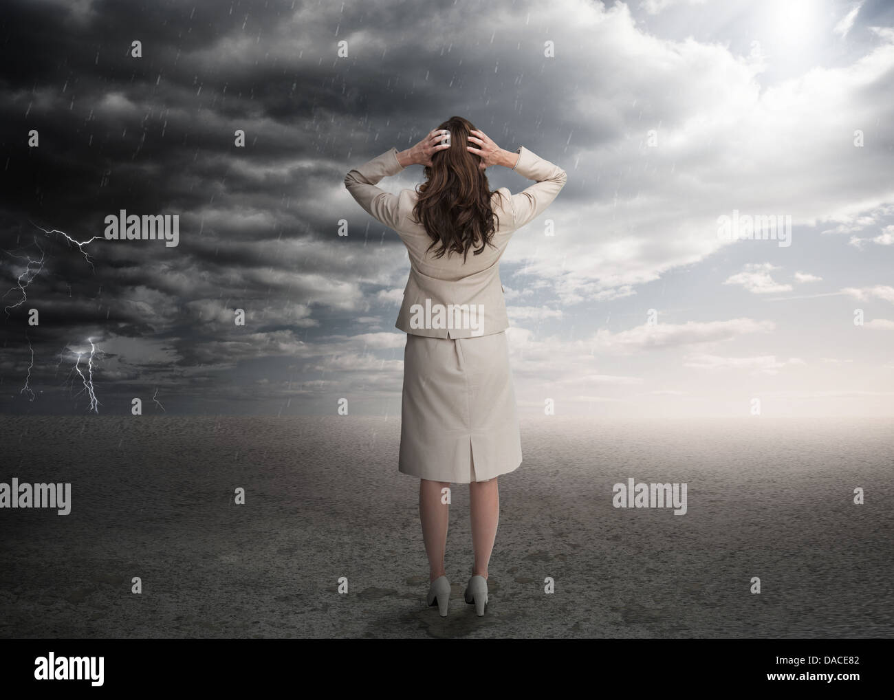 Standing in the desert hi-res stock photography and images - Alamy