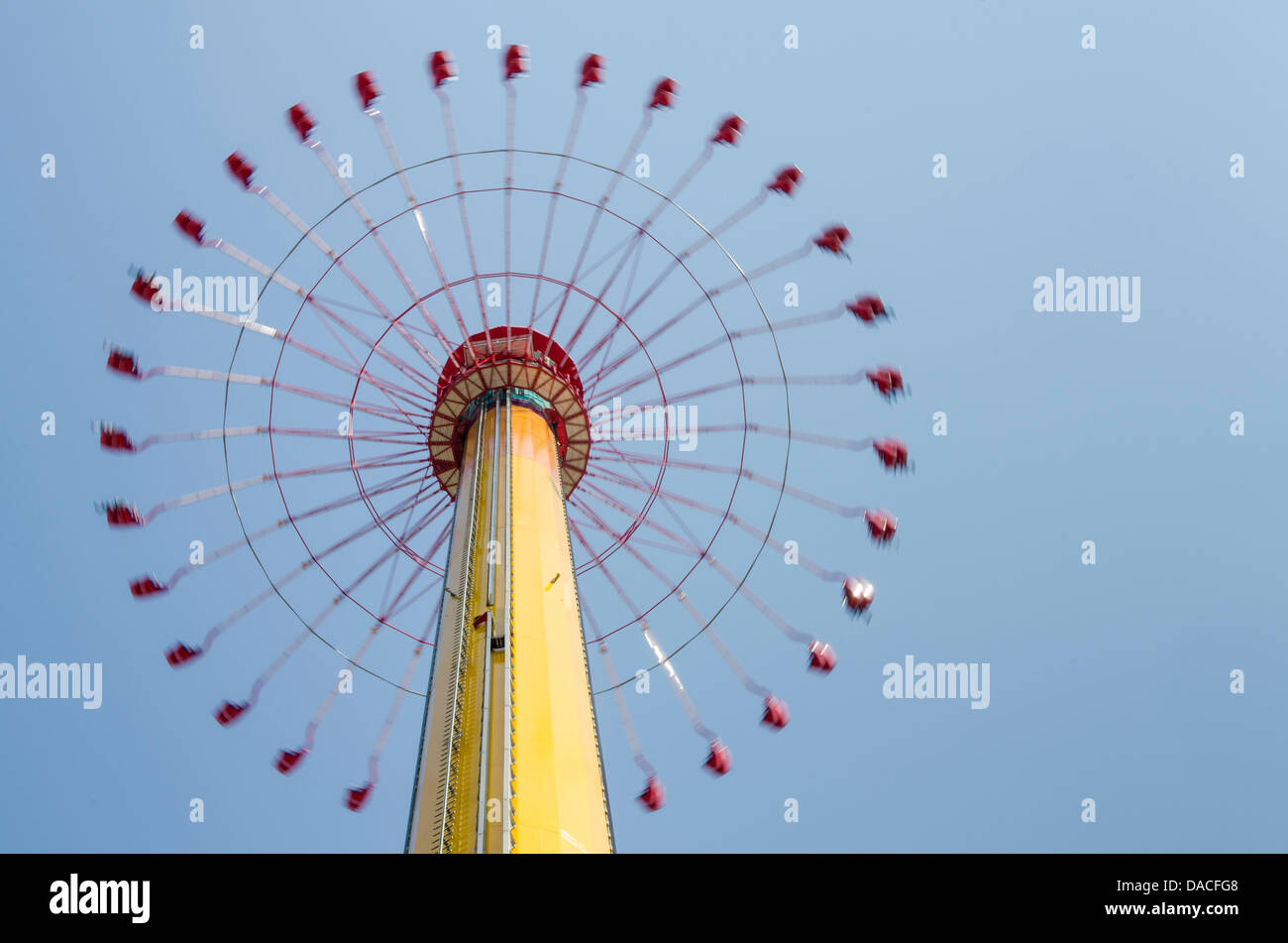 WindSeeker swing ride Knott's Berry Farm, Buena Park, California Stock ...