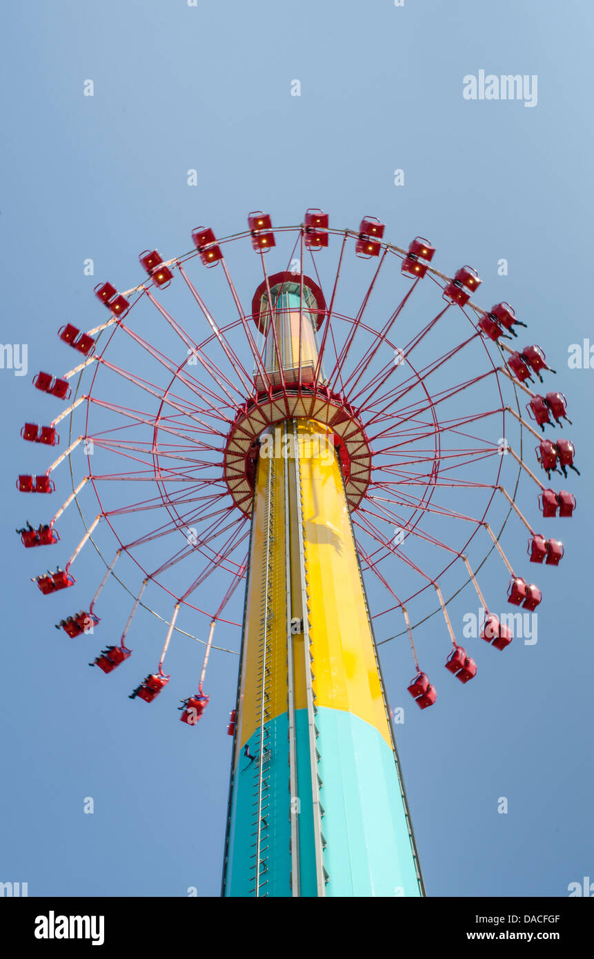 WindSeeker swing ride Knott's Berry Farm, Buena Park, California Stock ...