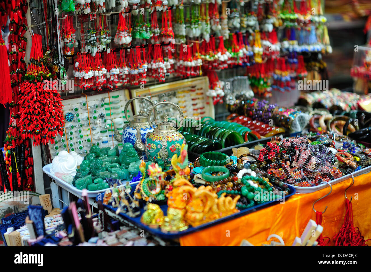 Market Stall Chinatown Singapore Stock Photo Alamy