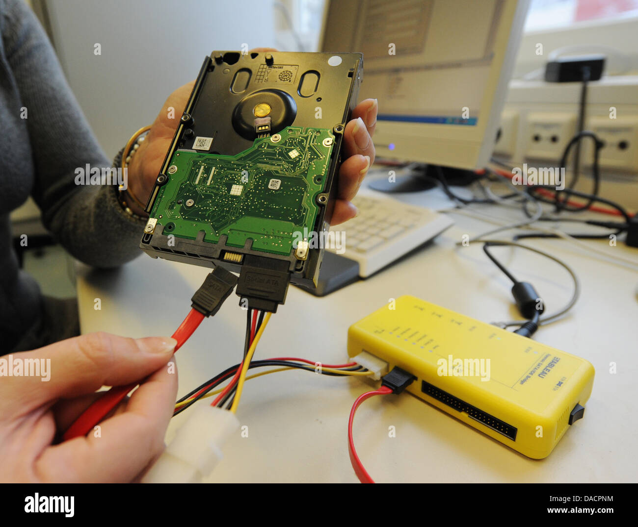 Write blocker hires stock photography and images Alamy