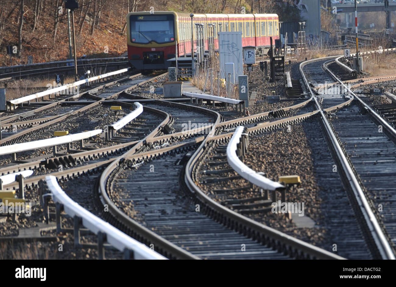 Railway station halensee hi-res stock photography and images - Alamy