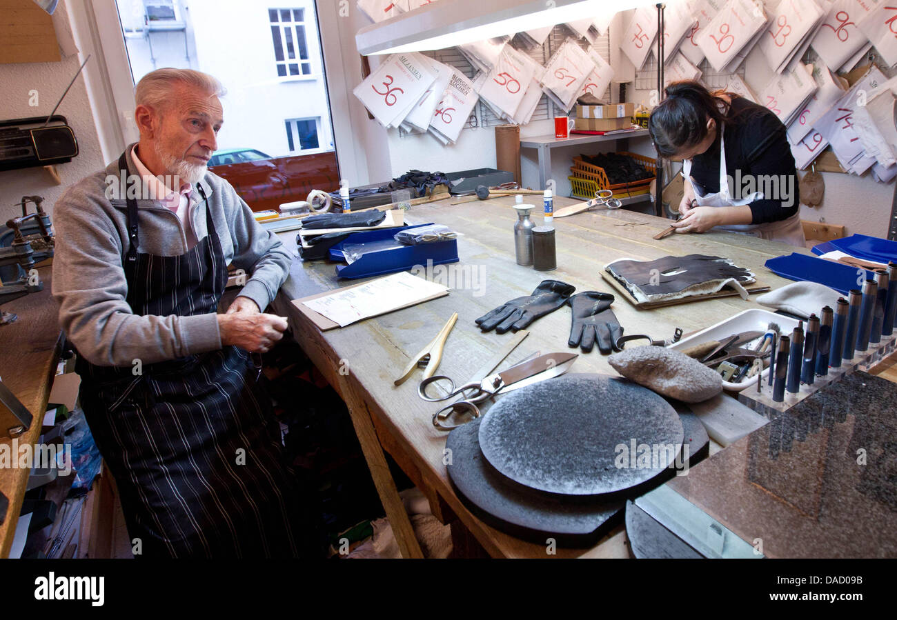 glove maker