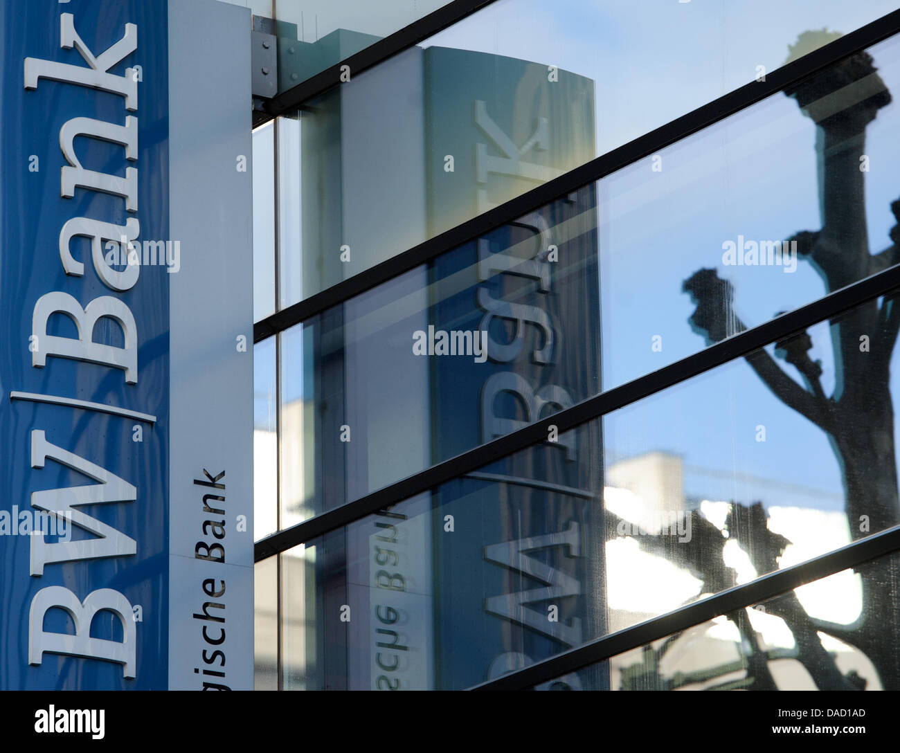 The logo of the BW-Bank pictured in Stuttgart, Germany, 30 December 2011. German entrepreneur Egon Geerkens established the contact between the bank and acting German President Christian Wulff for a loan on behalf of Wulff, the BW-Bank disclosed in Stuttgart, Friday, 30 December 2011. The bank further stated, that Wulff had got in touch with the bank in autumn 2009 on the recommend Stock Photo