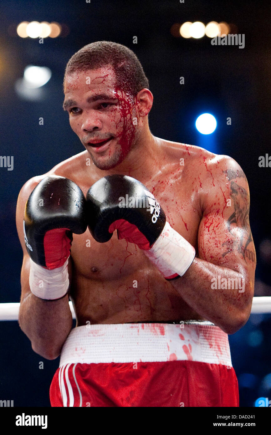 Cuban boxer Yoan Pablo Hernandez bleeds during the IBF Cruiserweight World  Championship-fight in Neubrandenburg, Germany, 01 October 2011. Due to two  head lacerations, the fight was stopped in the sixth round and