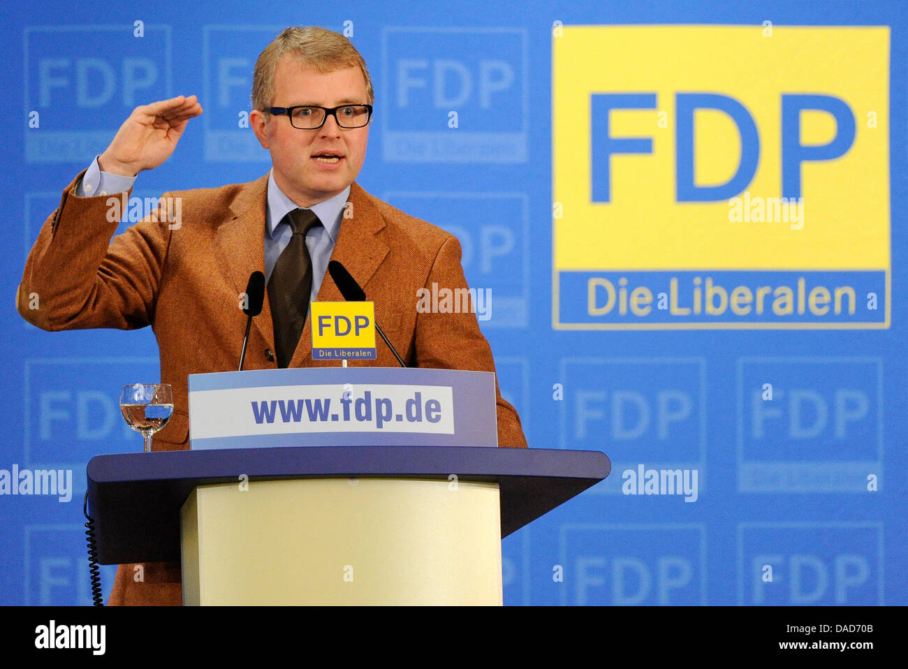Bundestag delegate of the Free Liberals (FDP) Frank Schaeffler speaks during the regional conference of his party in Dortmund, Germany, 09 October 2011. Among others, the conference focusses the Euro bailout and the last election desasters. Photo: MARIUS BECKER Stock Photo