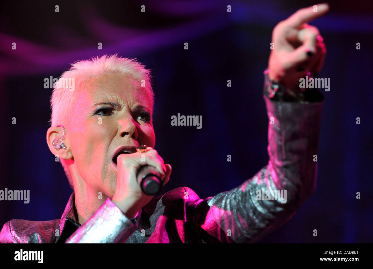 Singer Marie Fredriksson of the Swedish pop music duo Roxette is ...