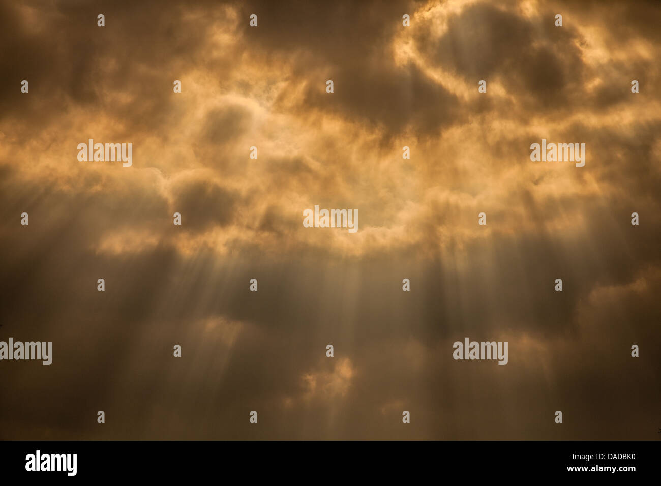 Shiny sky hi-res stock photography and images - Alamy