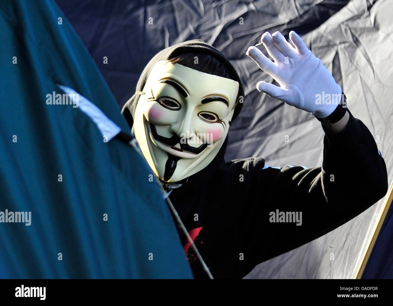 (ILLUSTRATION) An illustration dated 22 October 2011 shows an activist ...