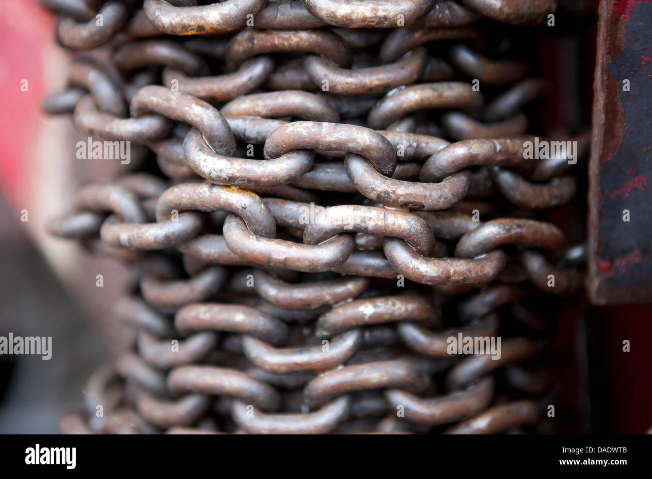 Close up of industrial chains Stock Photo - Alamy