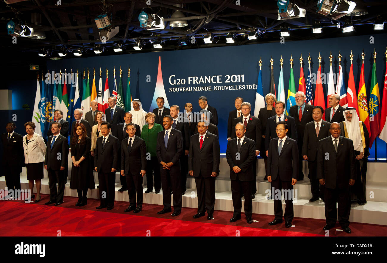 Heads of State and Government pose for the group picture at the G20