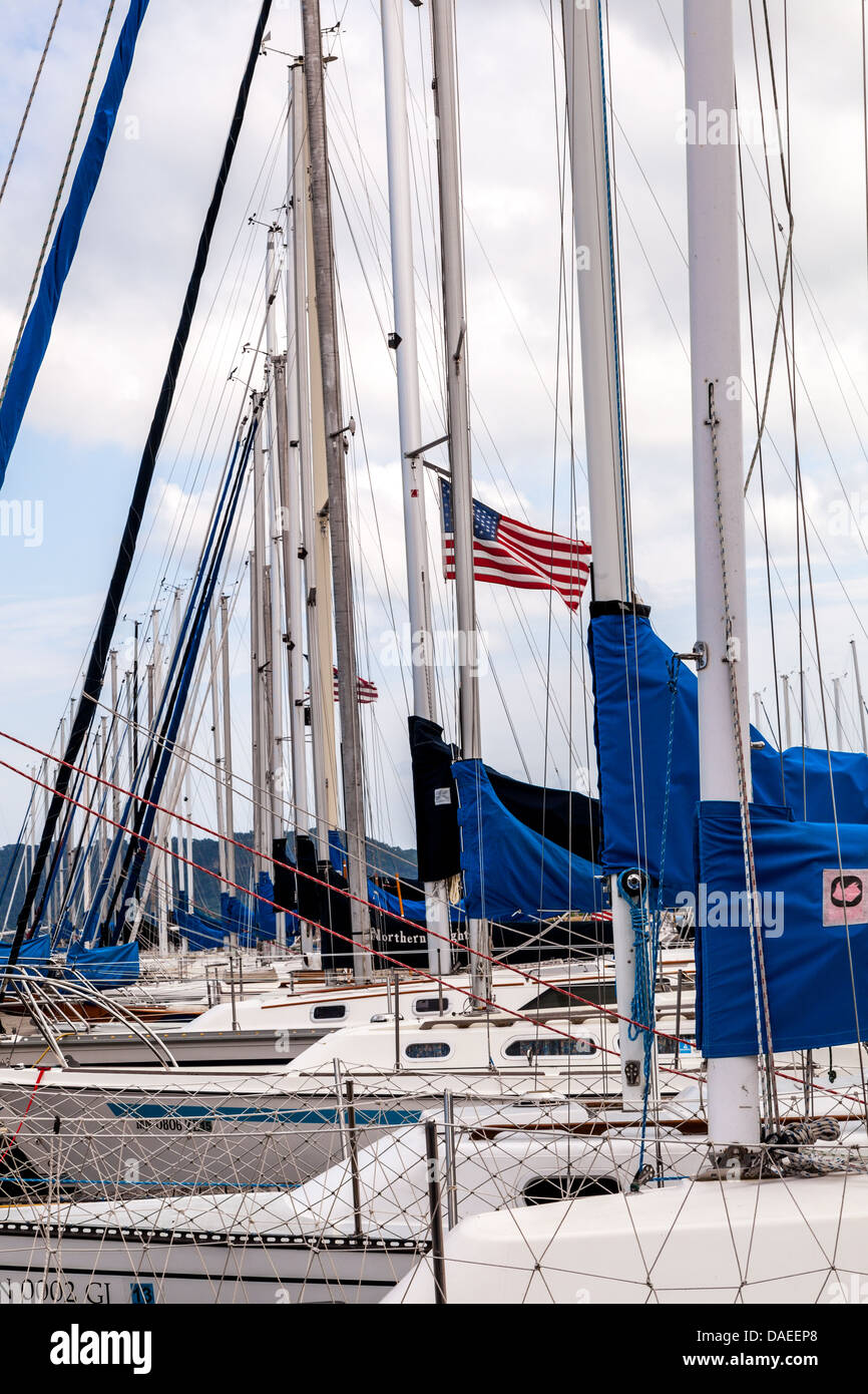 Boats slips hires stock photography and images Alamy