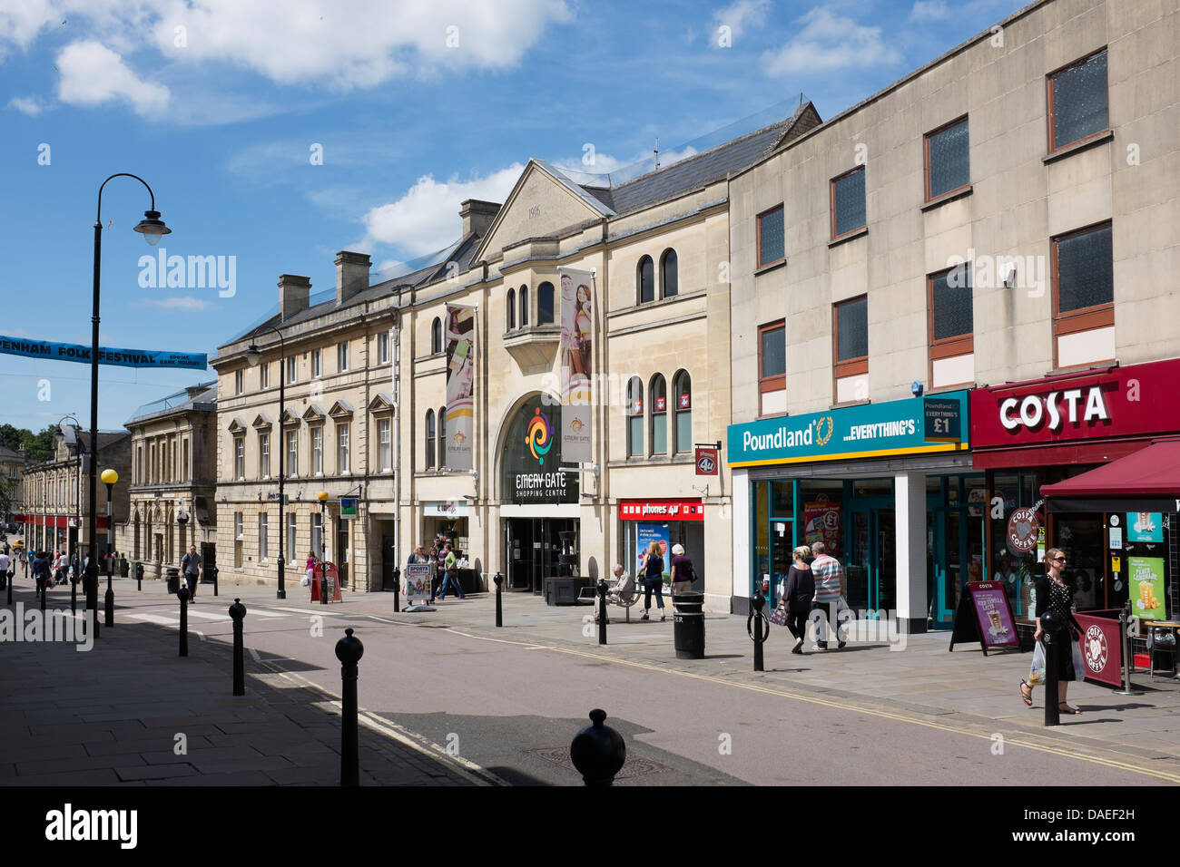 High Street Chippenham Stock Photo Alamy