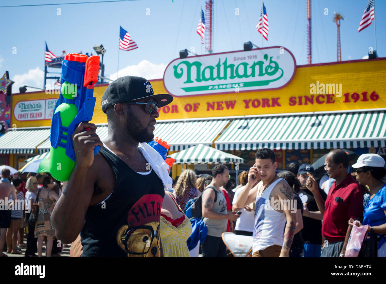 Thousands of funlovers escape to Coney Island in Brooklyn in New York Stock Photo