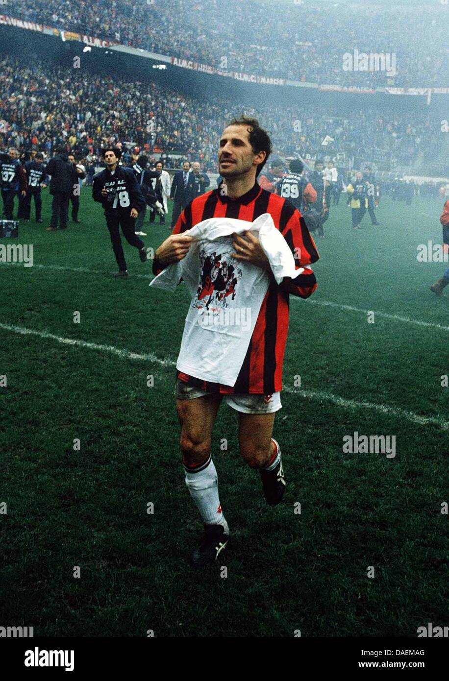 Franco Baresi Milan April 17 1994 Football Soccer Franco Baresi Of Ac Milan Celebrates
