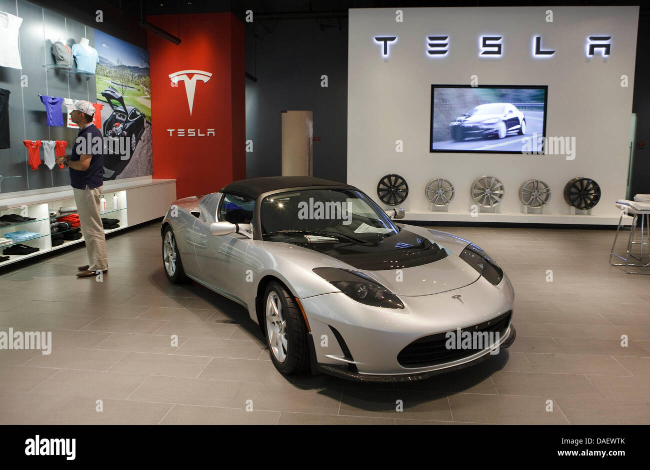 Tesla roadster 2013 discount