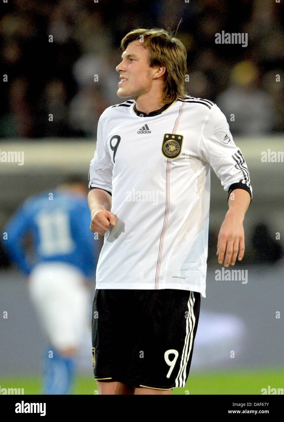Germany's Kevin Grosskreutz reacts during the friendly soccer match between Germany and Italy at Signal Iduna Park stadium in Dortmund, Germany, 09 February 2011. Photo: Federico Gambarini Stock Photo