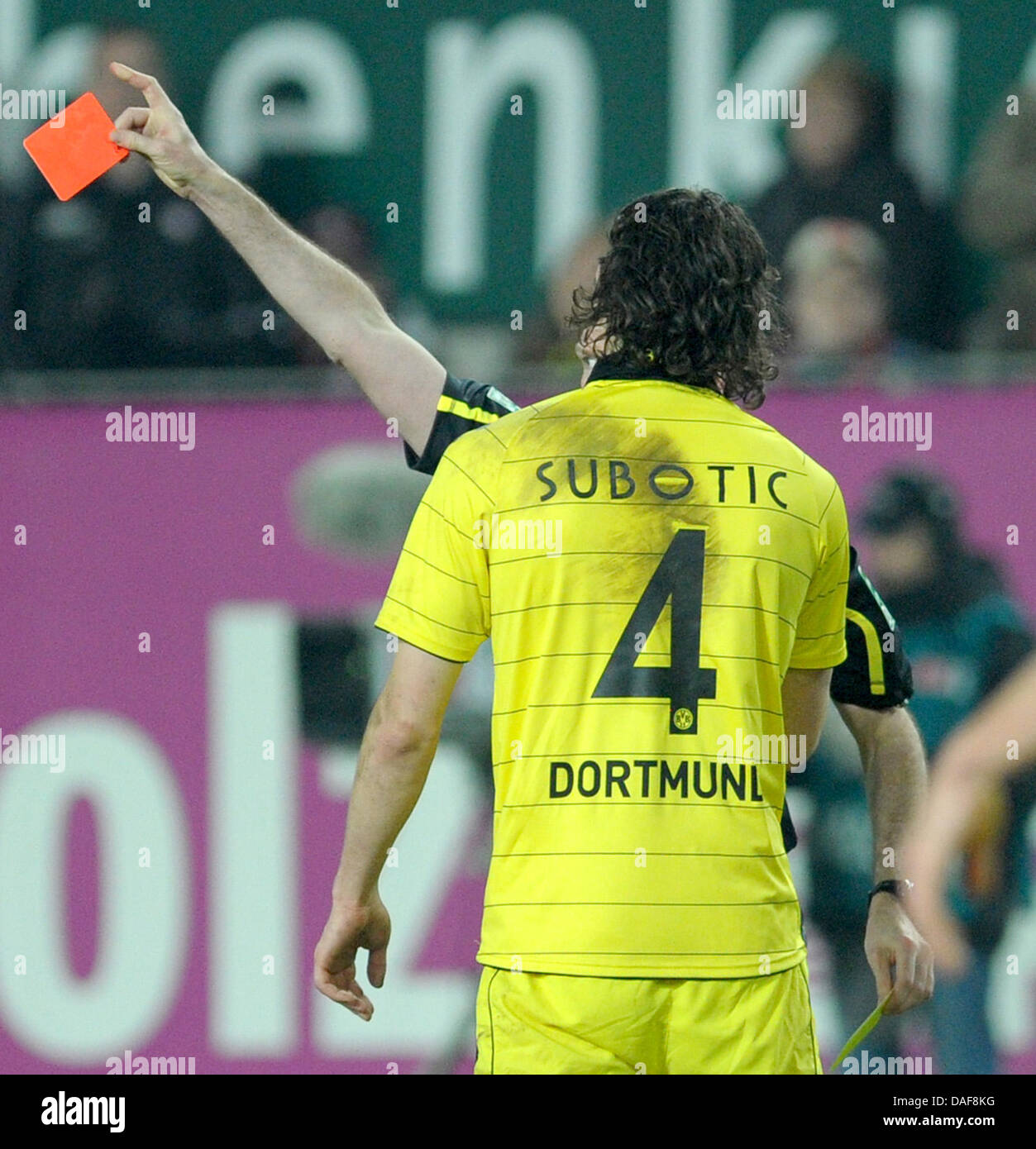 Neven Subotic Borussia Dortmund Saison High Resolution Stock Photography  and Images - Alamy