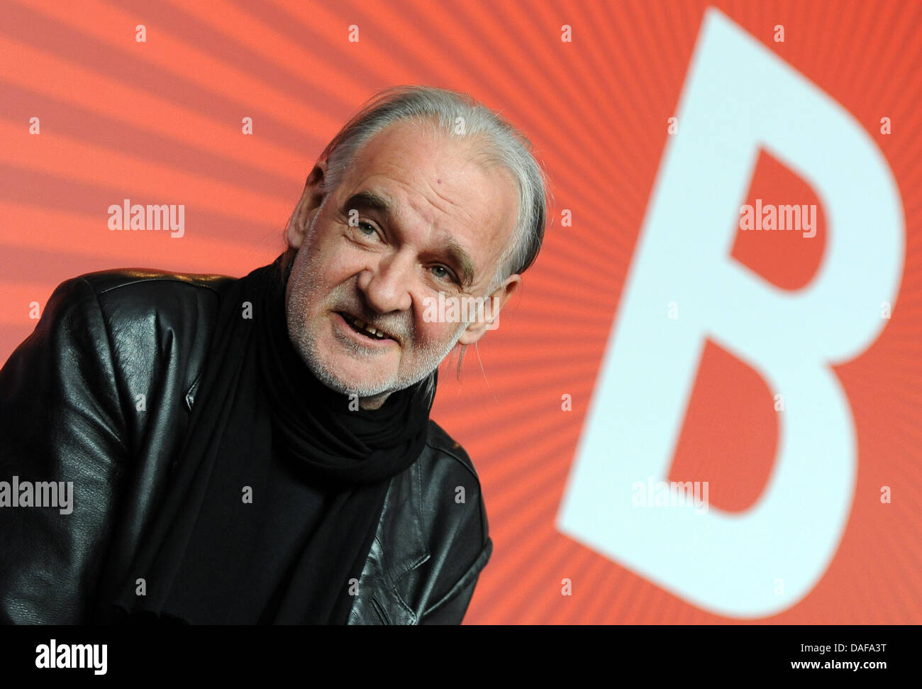 Hungarian director Bela Tarr attends the press conference of the film 'The Turin Horse' ('A torinoi lo') during the 61st Berlin International Film Festival in Berlin, Germany, 15 February 2011. The film is shown in the competition program section of the International Film Festival. The 61st Berlinale takes place from 10 to 20 February 2011. Photo: Brita Pedersen Stock Photo