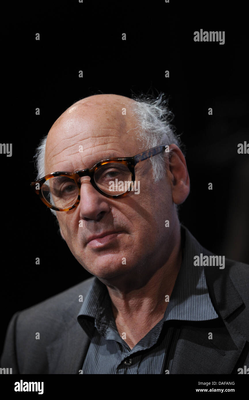 Michael nyman hi-res stock photography and images - Alamy