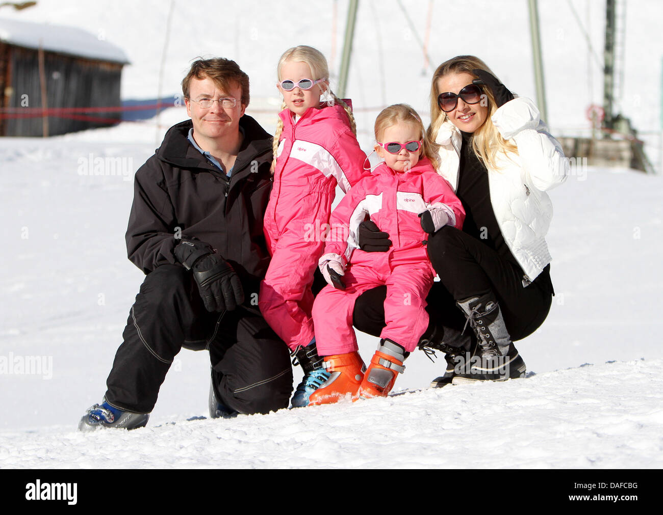 Prince Friso, Princess Mabel and their daughters Countess Luana and  Countess Zaria of The Nehtherlands pose for the media during their  wintersport holiday in Lech am Arlberg, Austria, 19 February 2011. Photo: